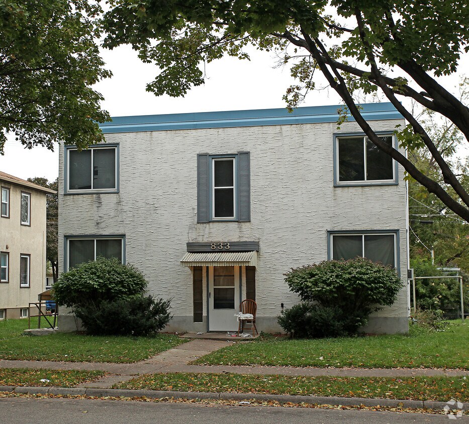 Foto del edificio - 833 Randolph Ave