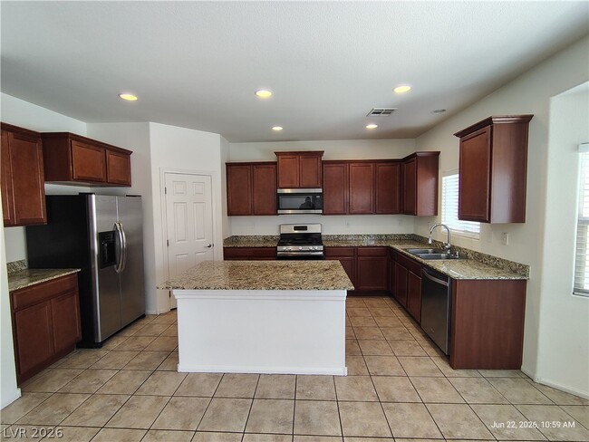 Building Photo - 8166 Minots Ledge Ave