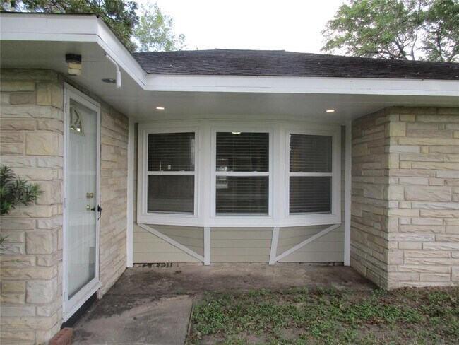 Building Photo - 4713 Allen-Genoa Rd