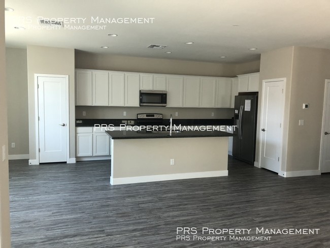 Building Photo - 2359 S Wycliff Cir