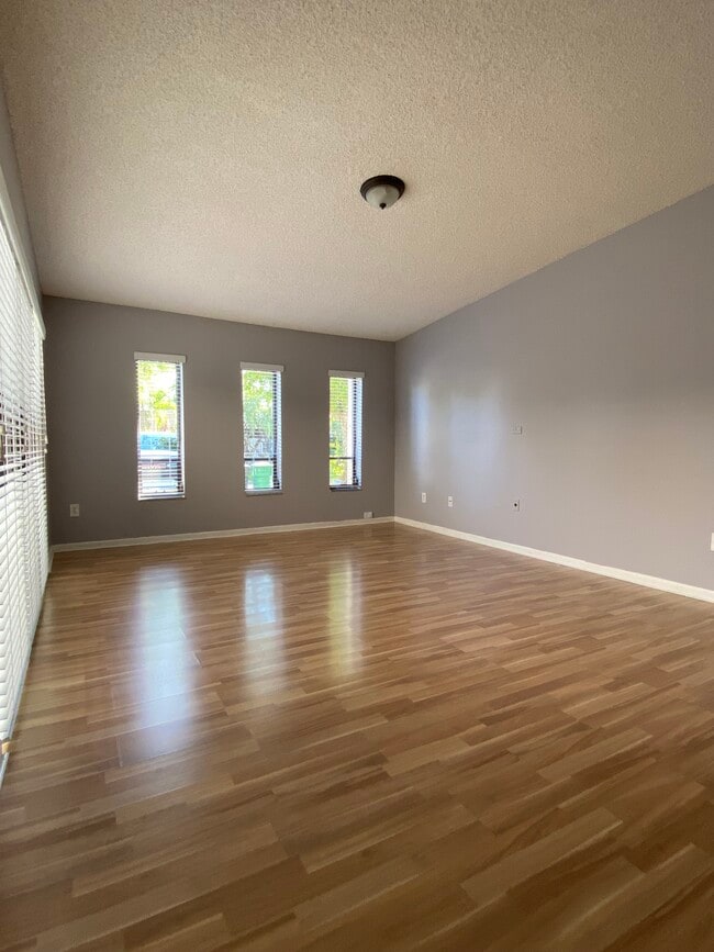 Foto del edificio - 10581 SW 73rd Terrace