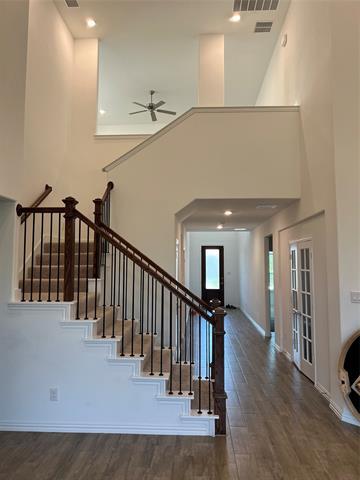 Foto del edificio - 10331 Bloom Dr
