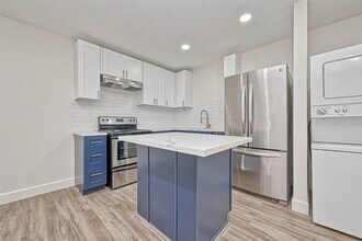 Building Photo - 5609 Denmark St