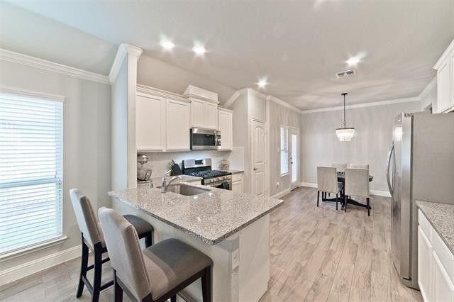 Building Photo - 9913 Timber Wolf Ln