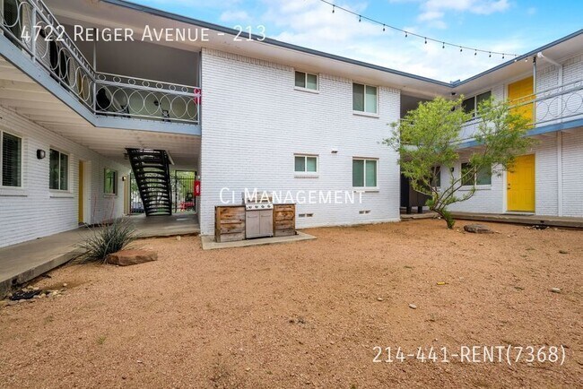 Building Photo - Paragon is a newly renovated boutique apar...