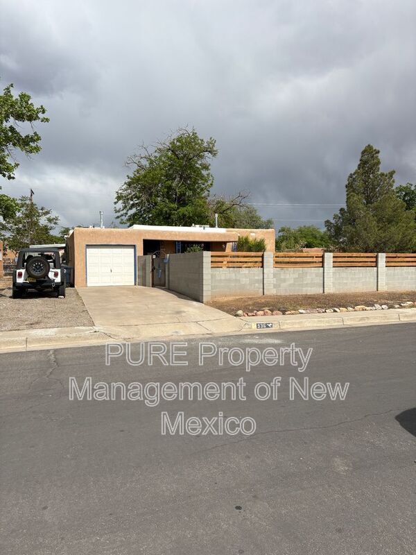 Foto principal - 536 Arizona St SE