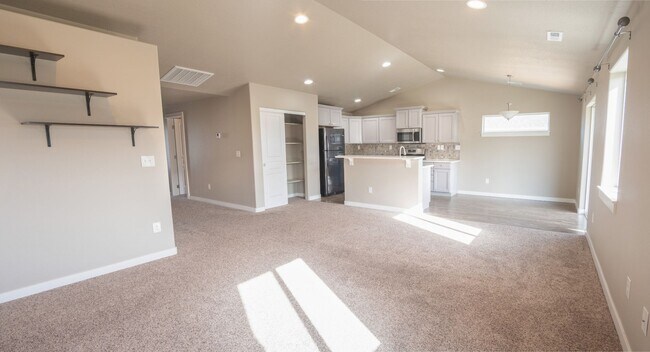 Foto del edificio - 3 Bedroom, 2 bathroom home on Sunnyside Hill!