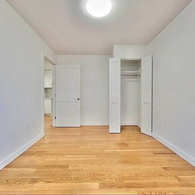 Foto del edificio - 1802 77th St