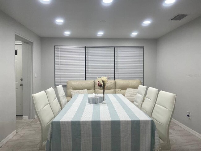 Foto del edificio - 180 Citra St