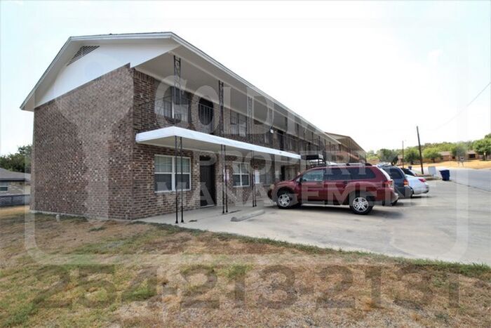 Primary Photo - Charming 2-bed, 1-bath now available for r...