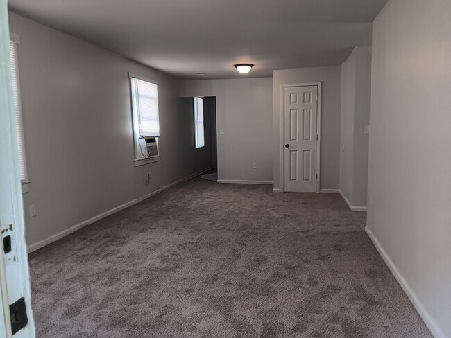 Foto del edificio - 366 Graham Dr SW