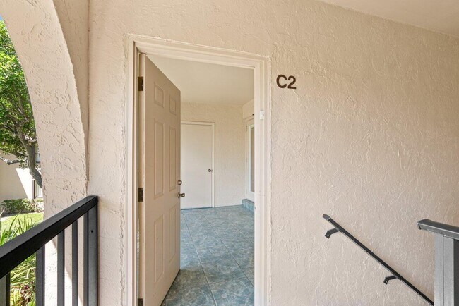Building Photo - 432 Pine Glen Ln