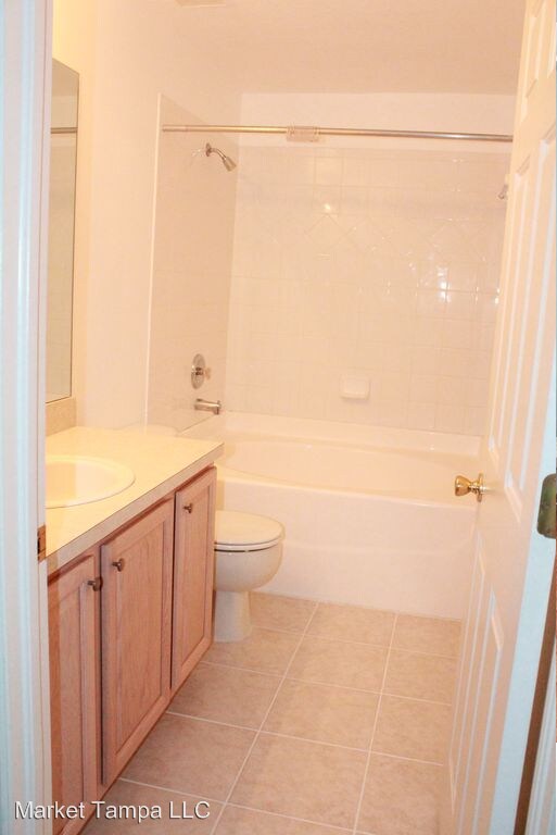 Building Photo - 2 br, 2.5 bath House - 9516 Charlesberg Dr.