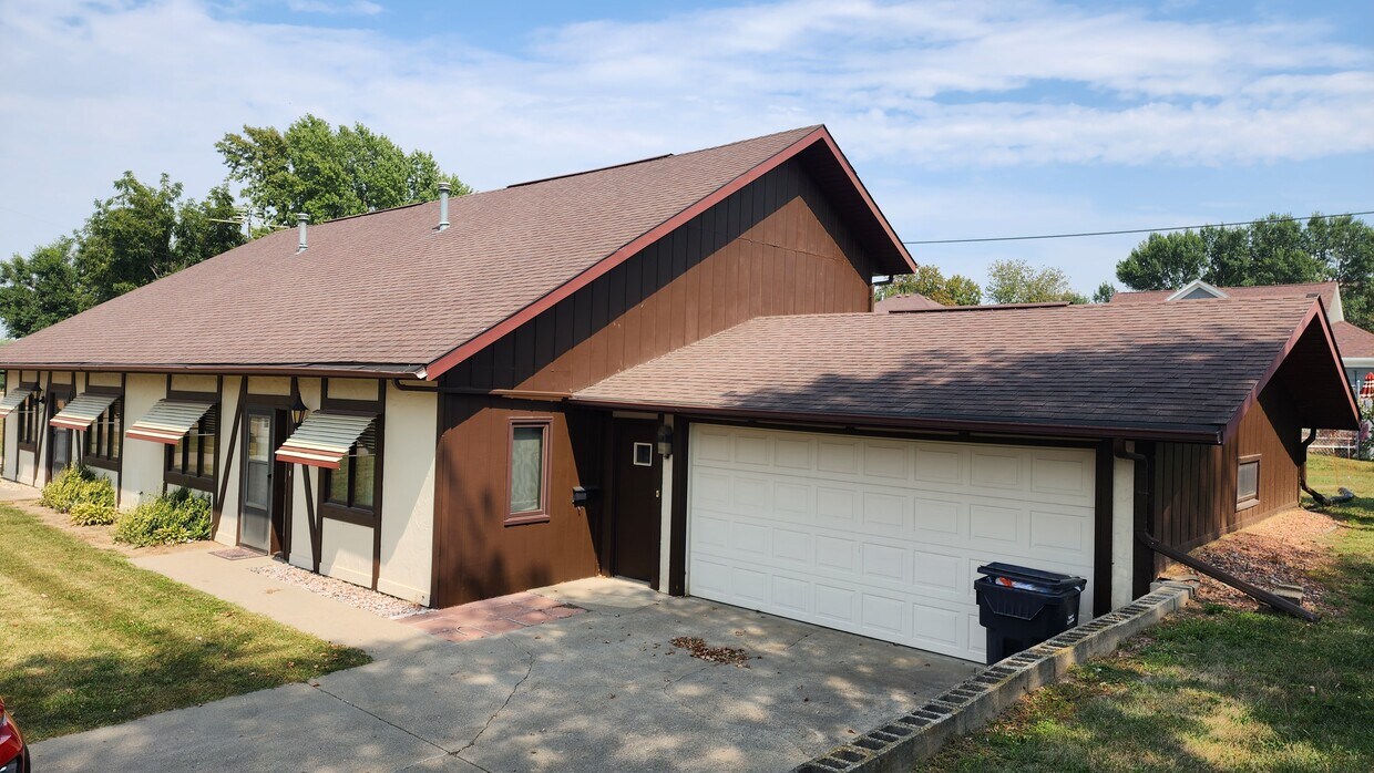 118 5th Ave NE, Le Mars, IA 51031 House Rental in Le Mars, IA