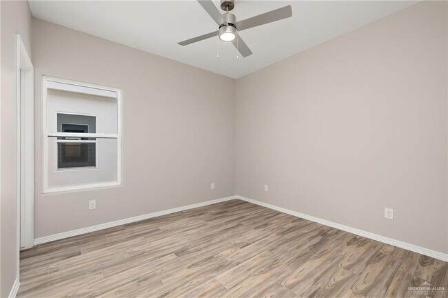 Foto del edificio - 4220 Walnut Ave