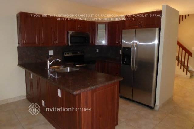 Foto del edificio - 18442 NW 22nd St