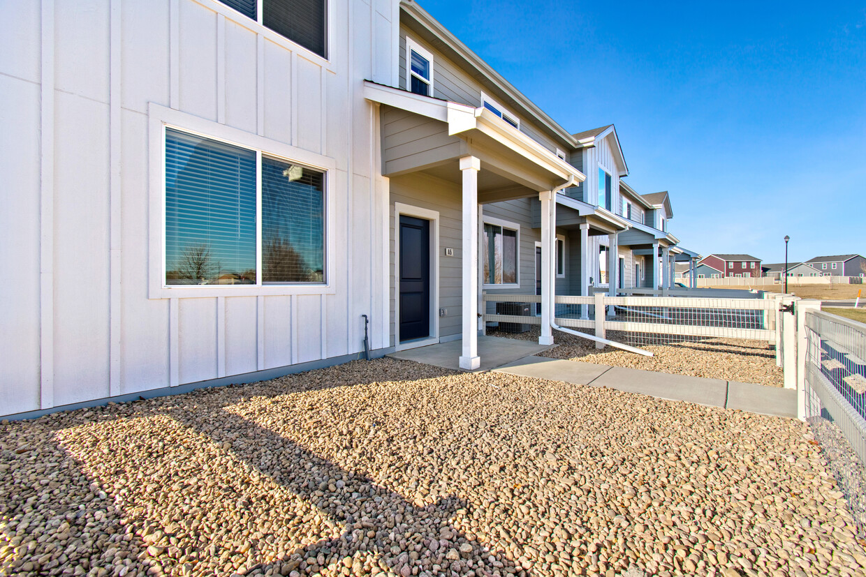 Welcome Home - 260 Pawnee Rd