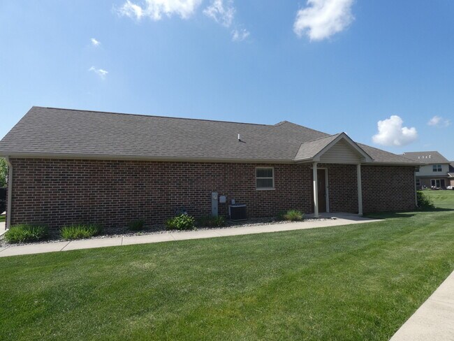 Foto del edificio - 629 N Edgemere Dr