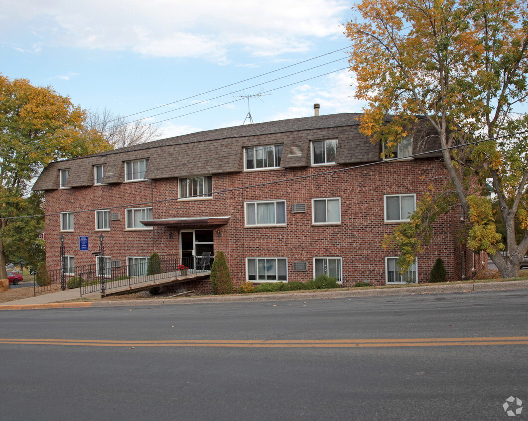 Building Photo - Fairhill Apartments