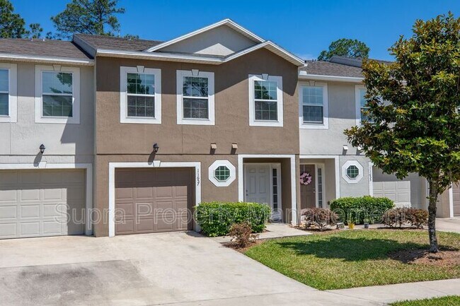 Building Photo - 11657 Hickory Oak Dr