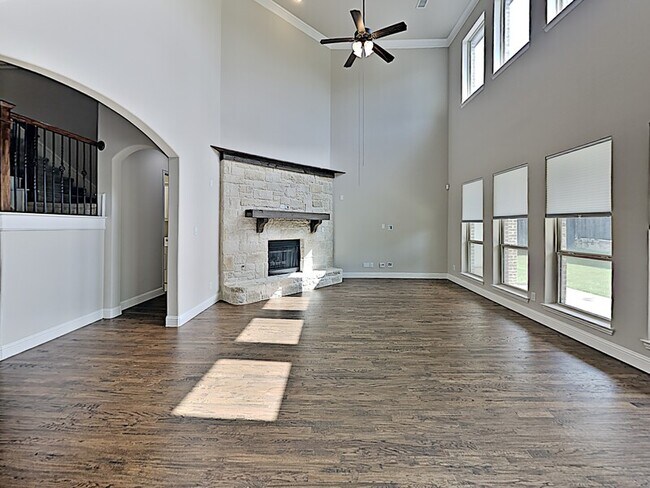 Building Photo - 7017 Benjamin Way