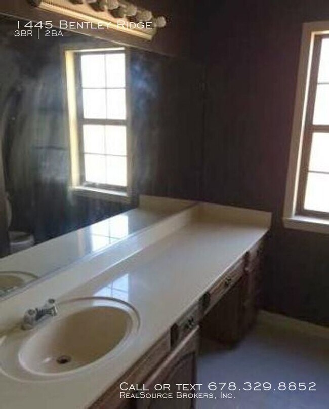 Building Photo - 1445 Bentley Ridge Ct