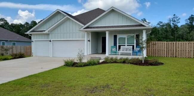 Foto del edificio - Spacious 4-Bedroom Home in Desirable Beula...