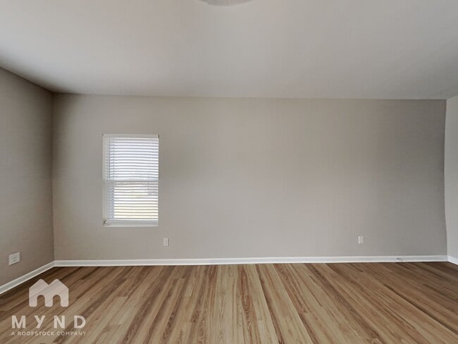 Building Photo - 1402 A Neely St