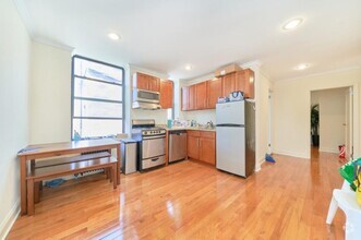 Building Photo - 1590 Amsterdam Ave