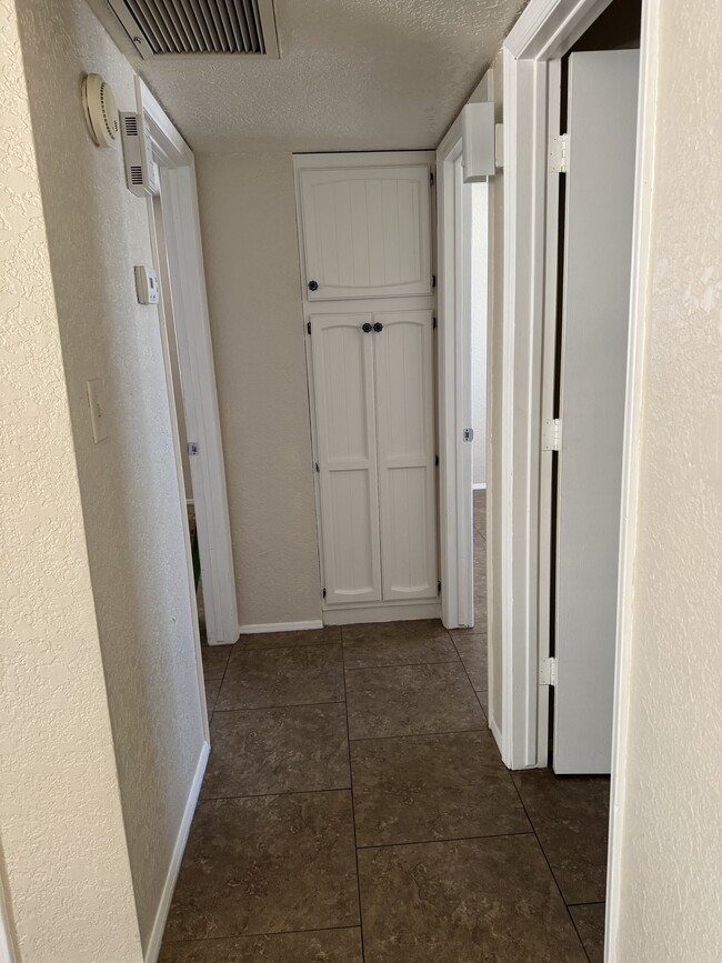 Foto del edificio - 4612 E Camino St