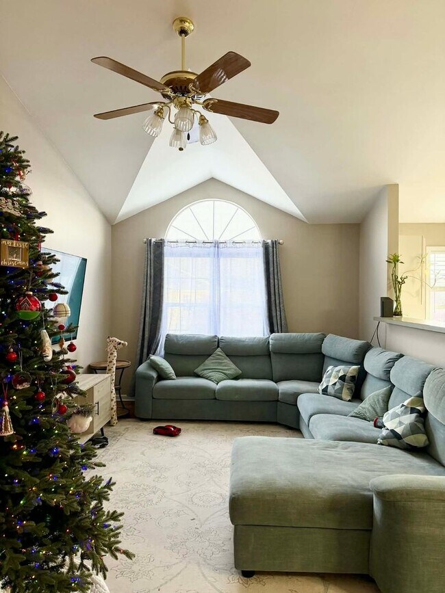 Building Photo - 106 Allerton Dr