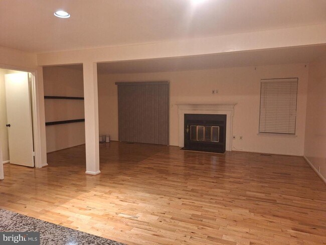 Foto del edificio - 11726 Lone Tree Ct
