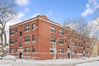 Building Photo - 1454 W Roscoe St