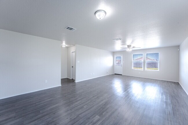 Foto del edificio - 360 Agave Cir