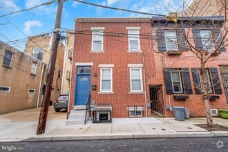 Building Photo - 1606 Webster St
