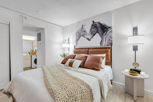 Foto del edificio - AVIA Lofts on Liberty Ridge