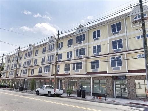 Building Photo - 510 Hamilton St