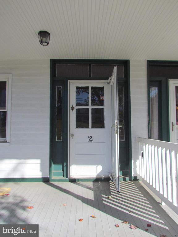 Foto del edificio - 28220 Old Village Rd