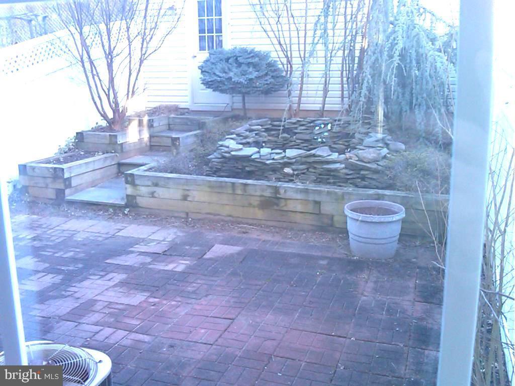 Primary Photo - 326 Chestnut Hill St