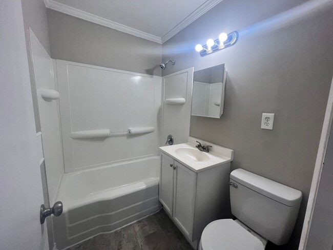 Foto del edificio - Coming soon! 2 Bed/1 Bath Home in West Wichita With 2 Sheds and a Carport!