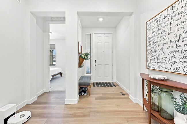 Foto del edificio - 3066 S Quaker St