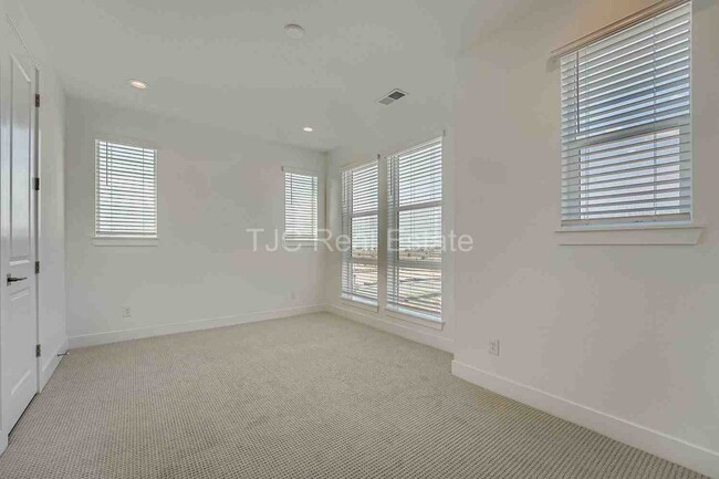 Building Photo - 20568 E 63rd Ave