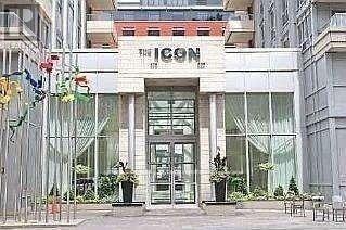 Building Photo - 250 Wellington St W