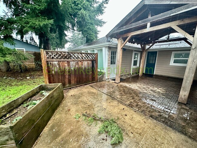 Foto del edificio - 10342-6935