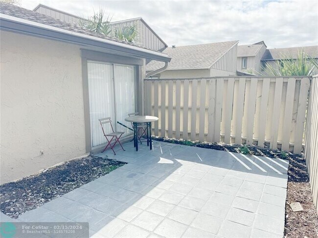 Building Photo - 2229 NW 59th Ave
