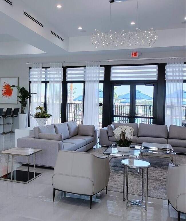 Foto del edificio - 20742 NE 5th Ct