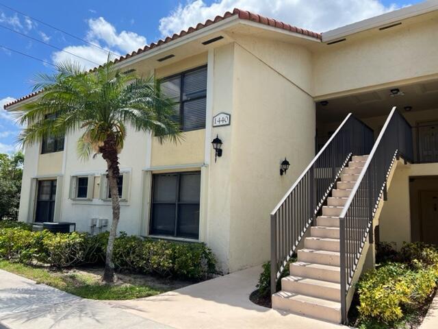 Primary Photo - 1440 Lake Crystal Dr
