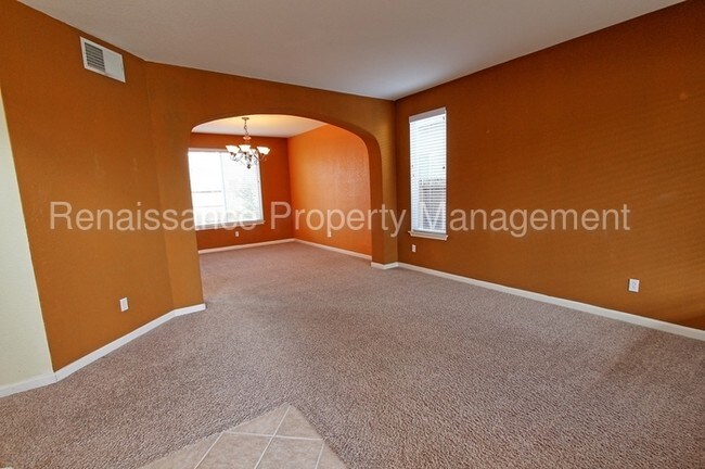 Building Photo - 2505 Warlow Ln