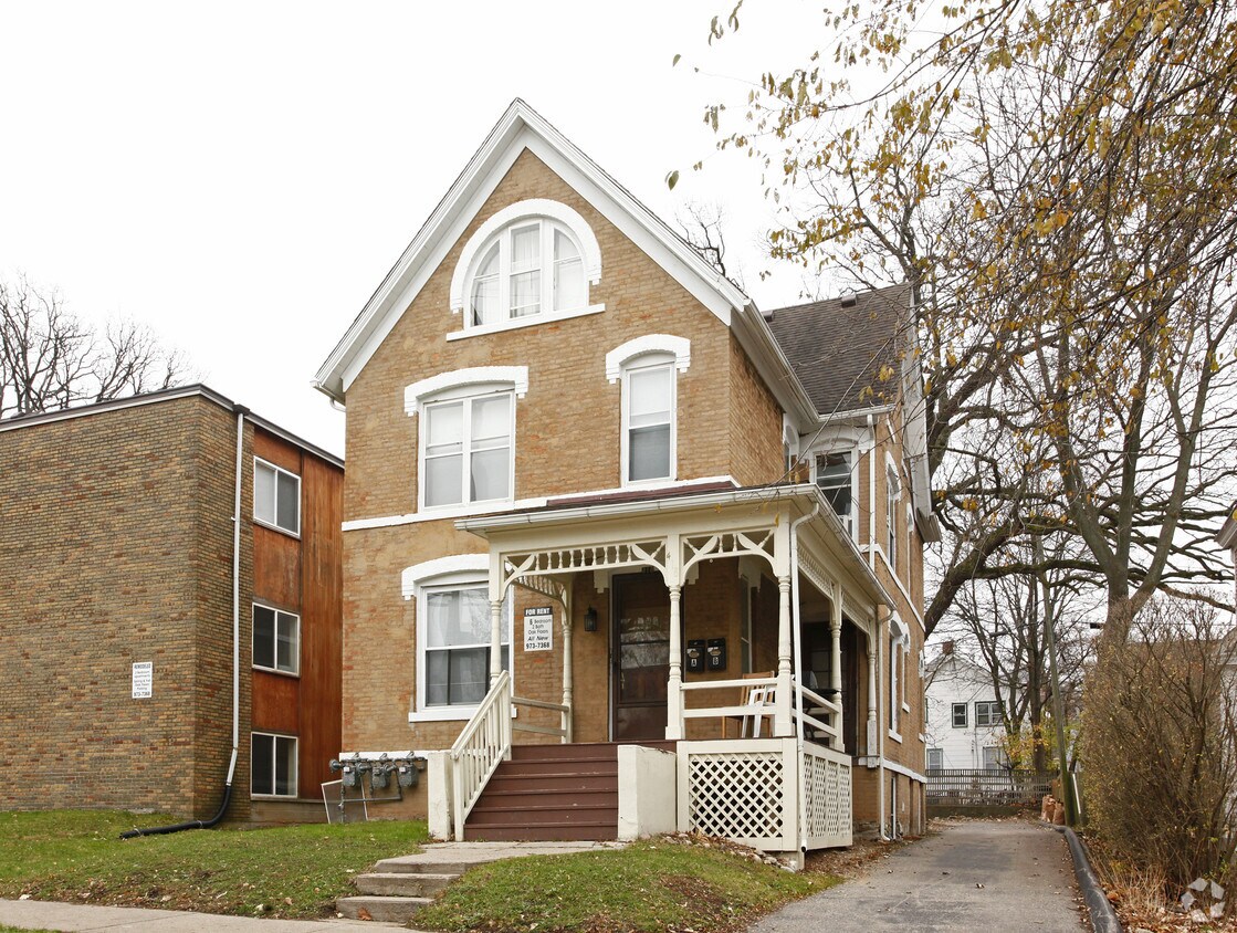 Primary Photo - 418-426 E Kingsley St