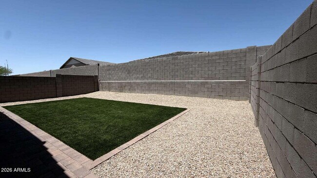 Building Photo - 24240 W Verlea Dr